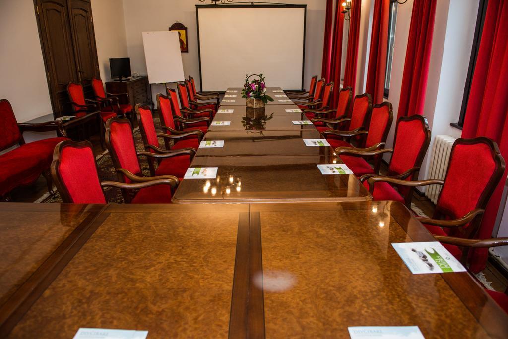 Hotel Grand فاليفو المظهر الخارجي الصورة
